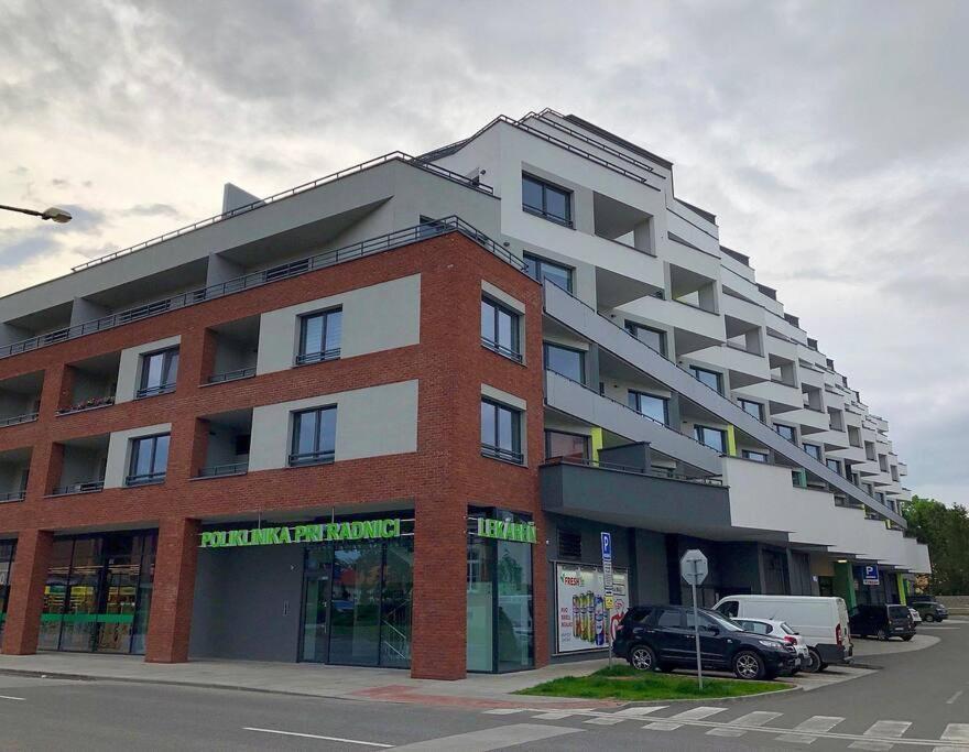 Апартаменты Apartman Soul 200 M Do Centra S Private Parking Free Кошице Экстерьер фото